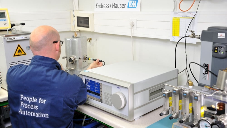 Etalonnage en laboratoire d'un hygromètre Etalonnage en laboratoire d'un hygromètre