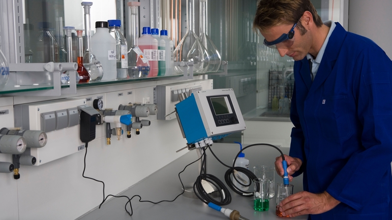 Etalonnage en laboratoire des instruments de mesure physico-chimique