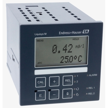 Liquisys CCM223 is a compact panel transmitter for chlorine, chlorine dioxide and pH measurement.