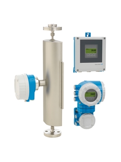 Photo du débitmètre Coriolis Proline Promass A 500 / 8A5B avec différents transmetteurs séparés