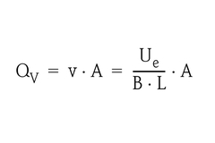 L'équation montre que la tension de mesure induite (Ue) est directement proportionnelle à la vitesse d'écoulement (v)