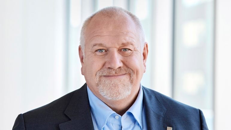 Portrait photo de Matthias Altendorf.